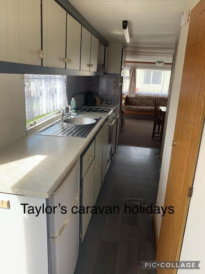 Taylor'S Caravan Holiday'S 9 Berth Villa Ingoldmells Exterior foto