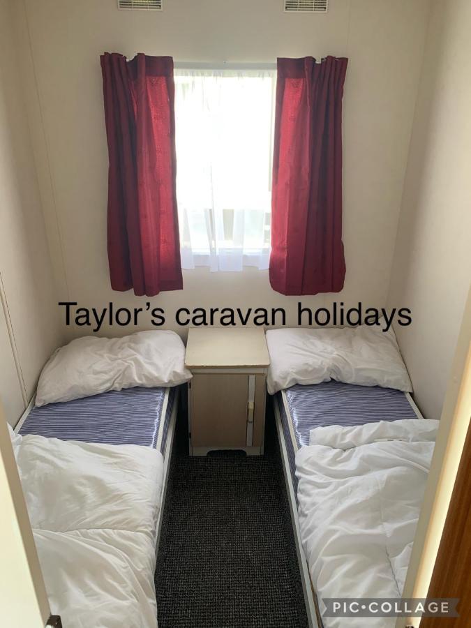 Taylor'S Caravan Holiday'S 9 Berth Villa Ingoldmells Exterior foto